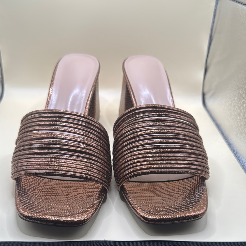 SHEIN Bronze Textured Mules